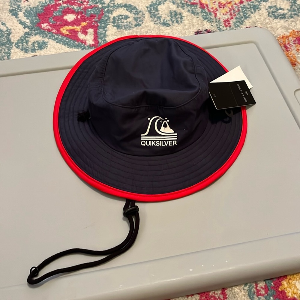 Quicksilver sun hat